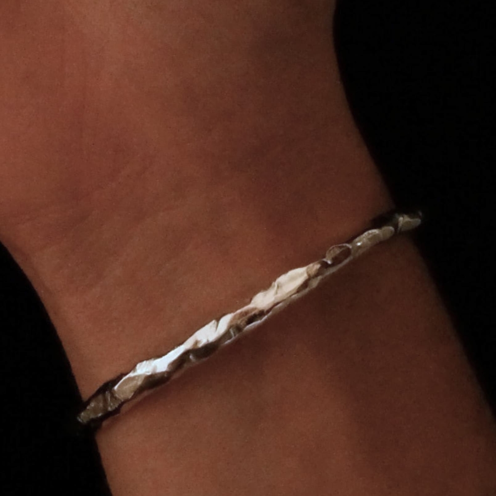 Nekala bracelet Yetha unisexe argent massif recyclé éthique fait main en france minimaliste moderne bijoux précieux waterproof vermeil or