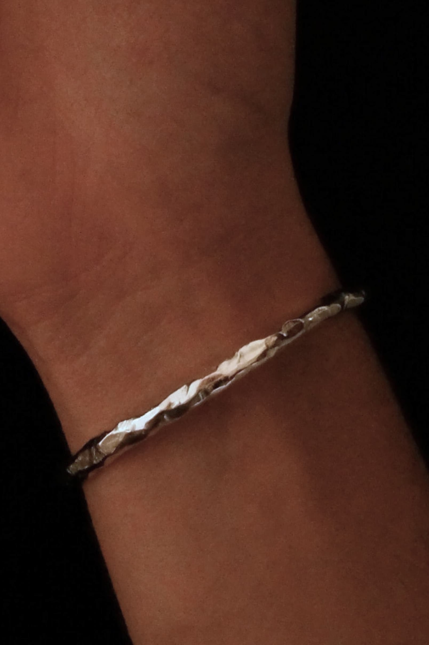Nekala bracelet Yetha unisexe argent massif recyclé éthique fait main en france minimaliste moderne bijoux précieux waterproof vermeil or